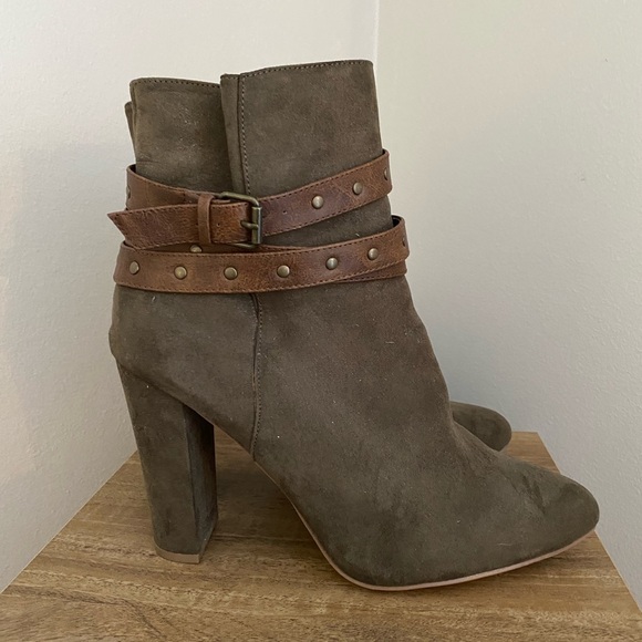 Booties - Picture 2 of 6